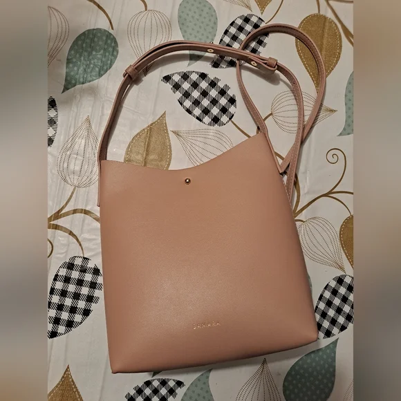 Samara Light Peony Pink Vegan Leather Crossbody Bag 🩷 - Picture 2 of 9